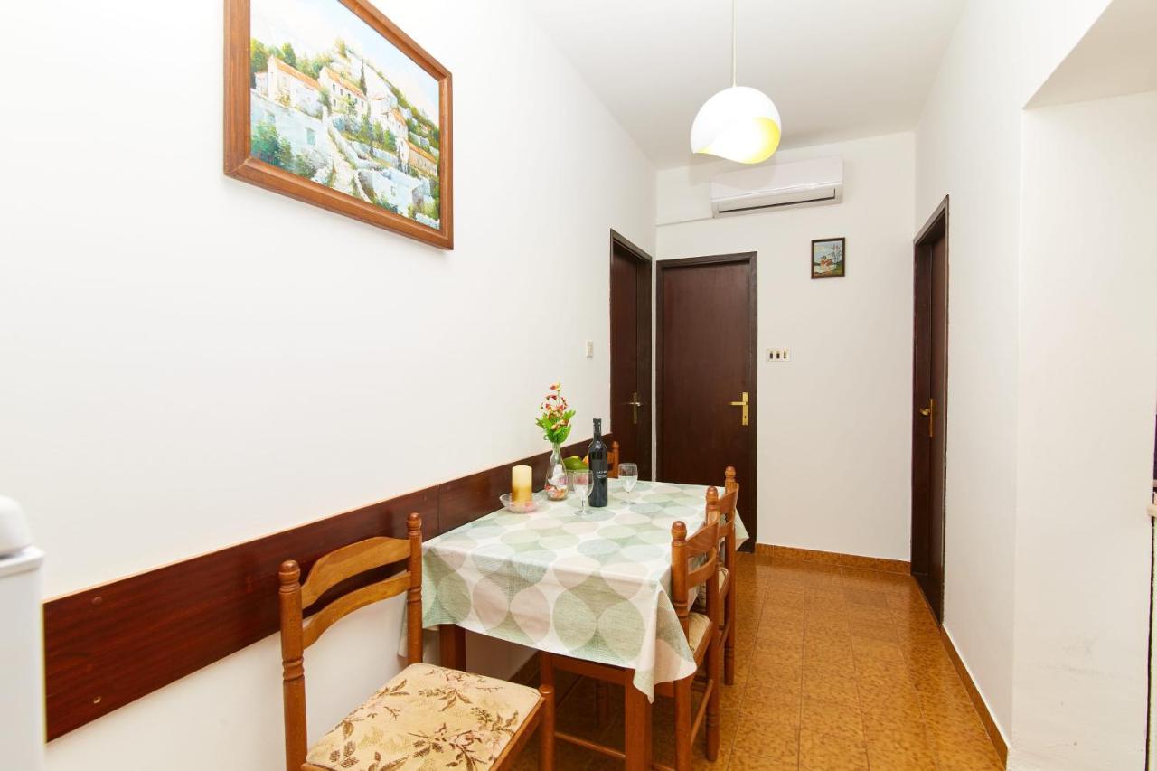 Apartments And Rooms With Parking Space Crikvenica - 19125 Exterior foto